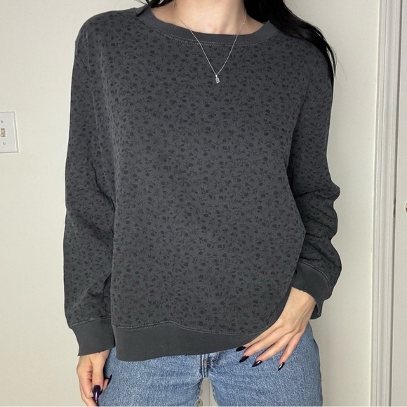 For the Republic Black Floral Crewneck Sweater Large - Picture 1 of 5